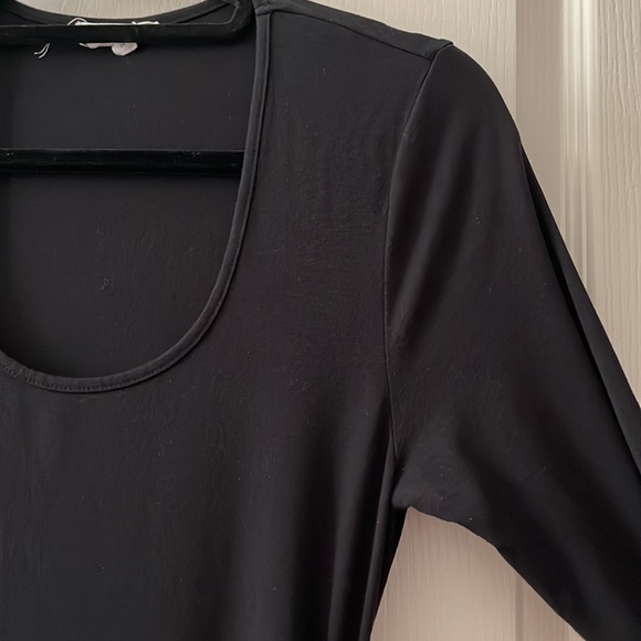 Ingrid and Isabel Ruched Maternity Dress - Picture 5 of 9